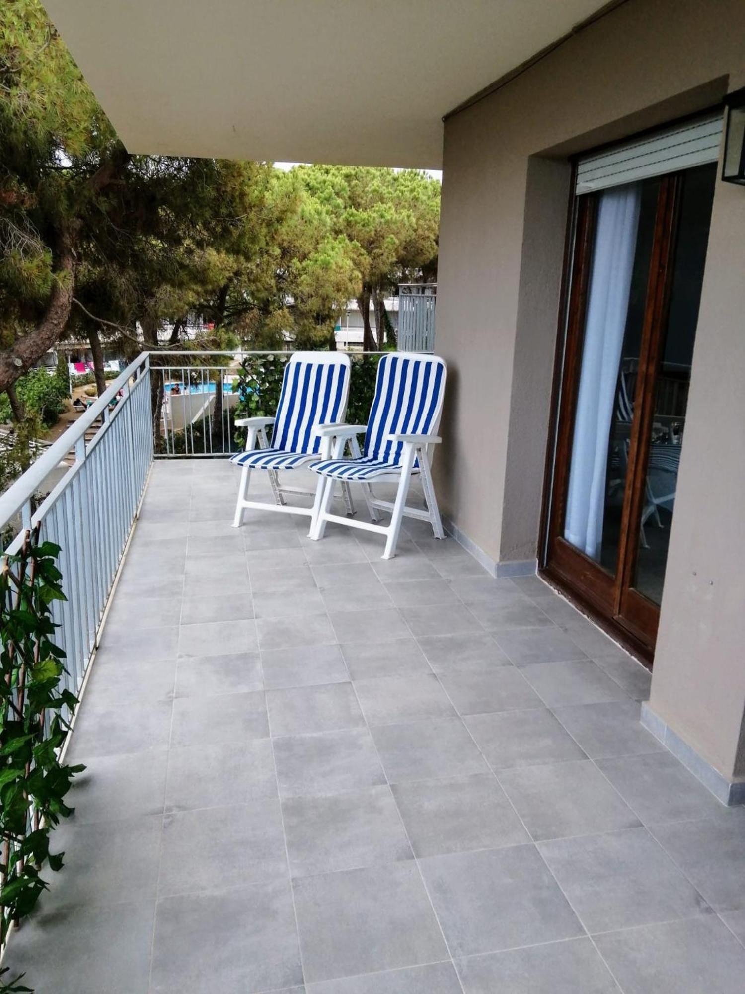 Apartamento Con Terraza En La Playa De La Fosca Palamos Exterior photo